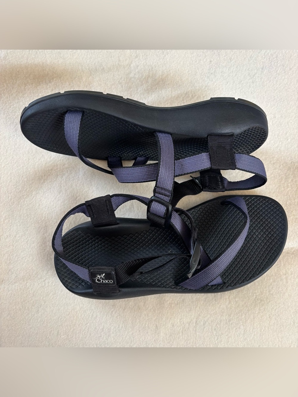 Chaco Black and Dark Gray Women's Outdoor Strap Sandals Size W9 - Picture 3 of 13